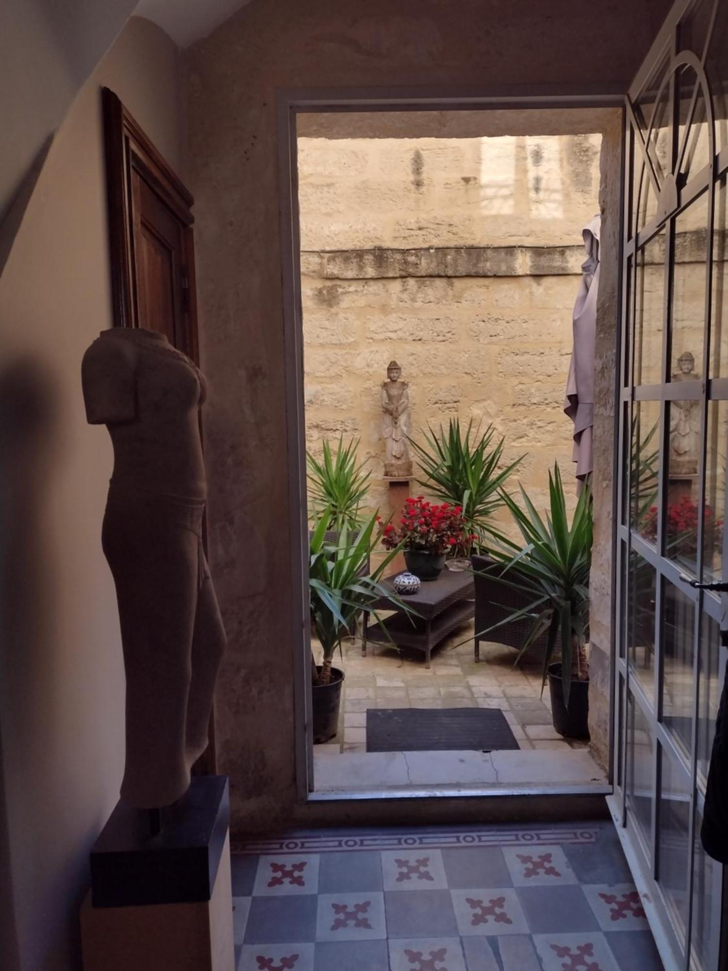 Au Gre Du Voyage Lejlighed Uzès Eksteriør billede