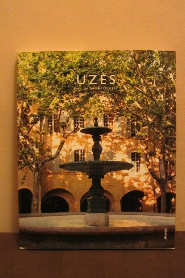 Au Gre Du Voyage Lejlighed Uzès Eksteriør billede